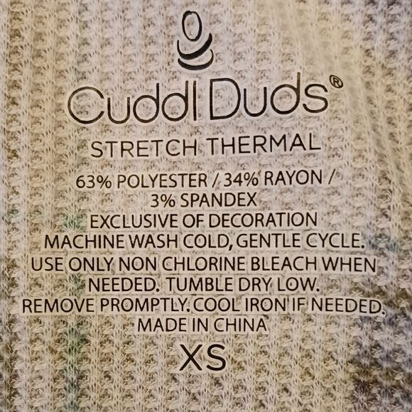 Cuddl Duds Stretch Thermal Plaid Top with Thumb Holes - Picture 8 of 8